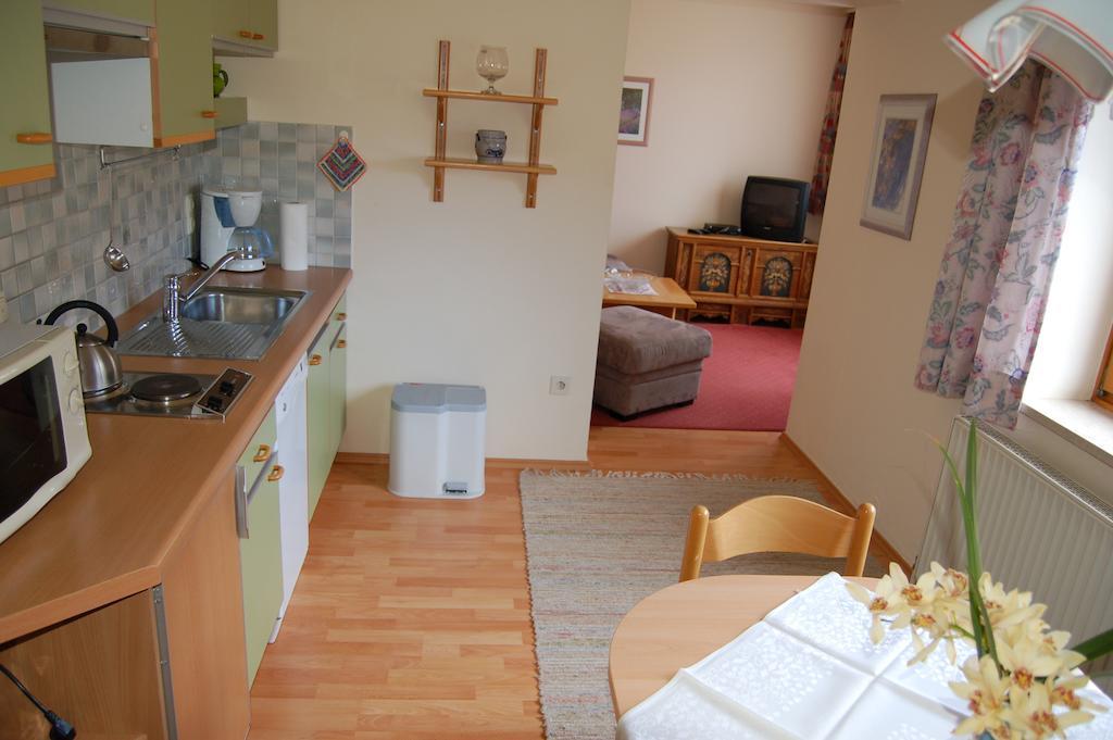 Landhaus St. Rupert Bad Hofgastein Szoba fotó